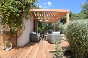 Superbe rez-de-jardin de villa MACCHIA 2, Proche des plages de Santa giulia